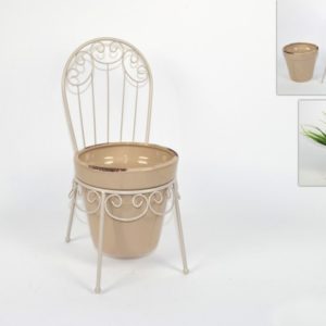 Sedia in metallo con vaso