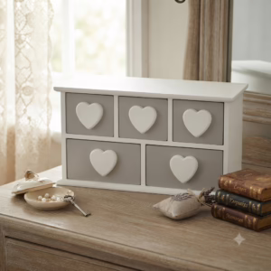 Mini Cassettiera in Legno con Cuori